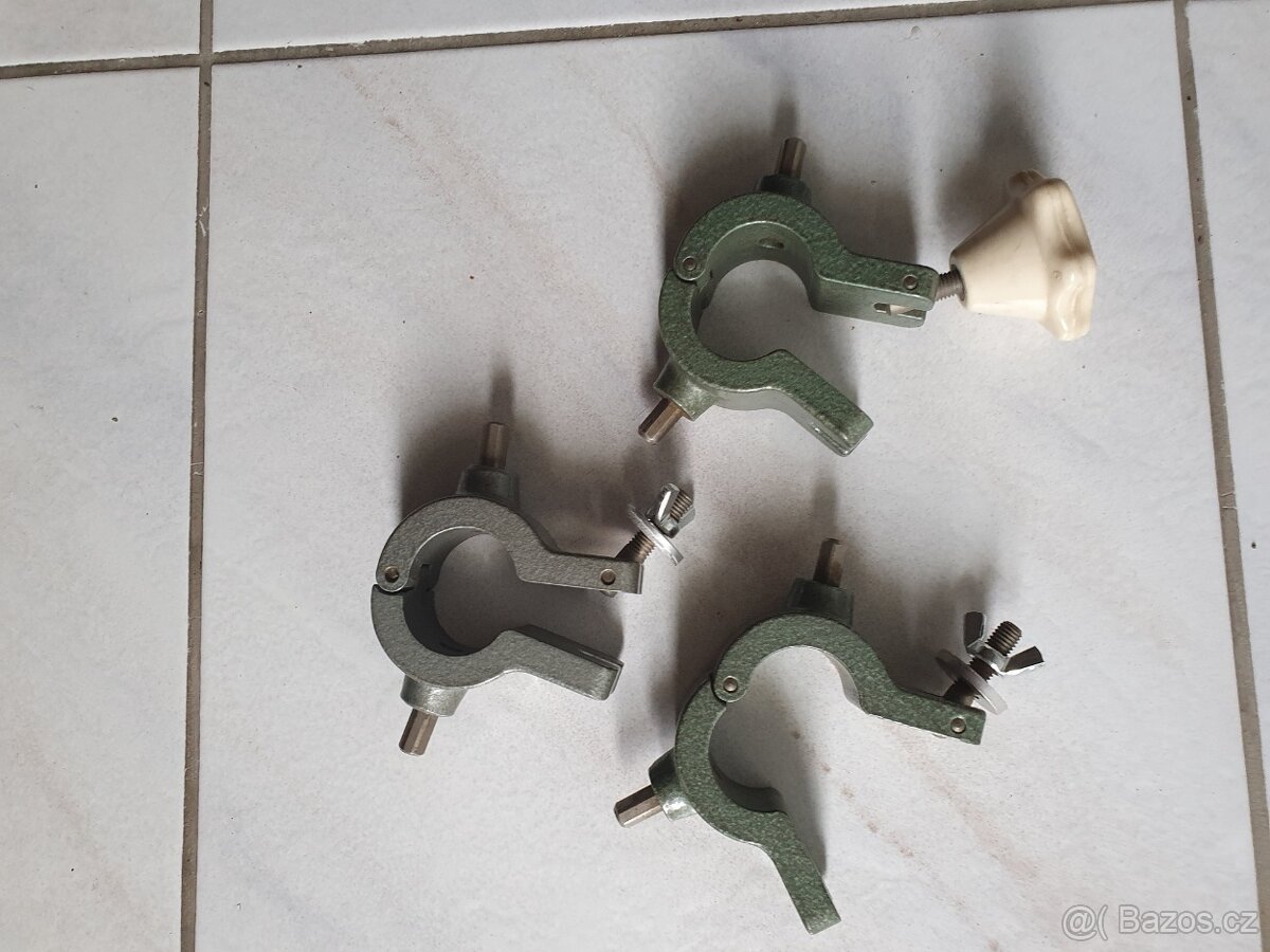 Svorky na zvětšovací přístroj - 2