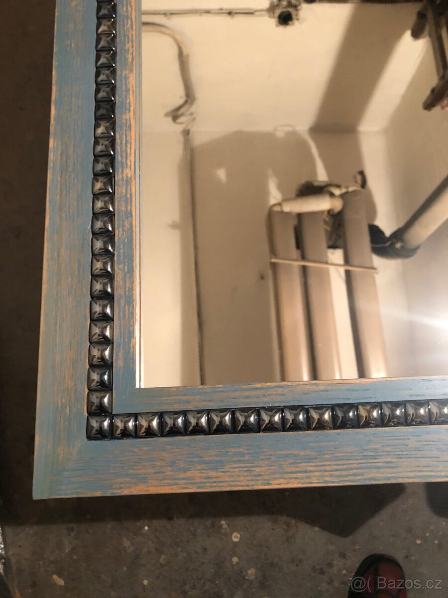 Prodam nove zrdcadlo - 2