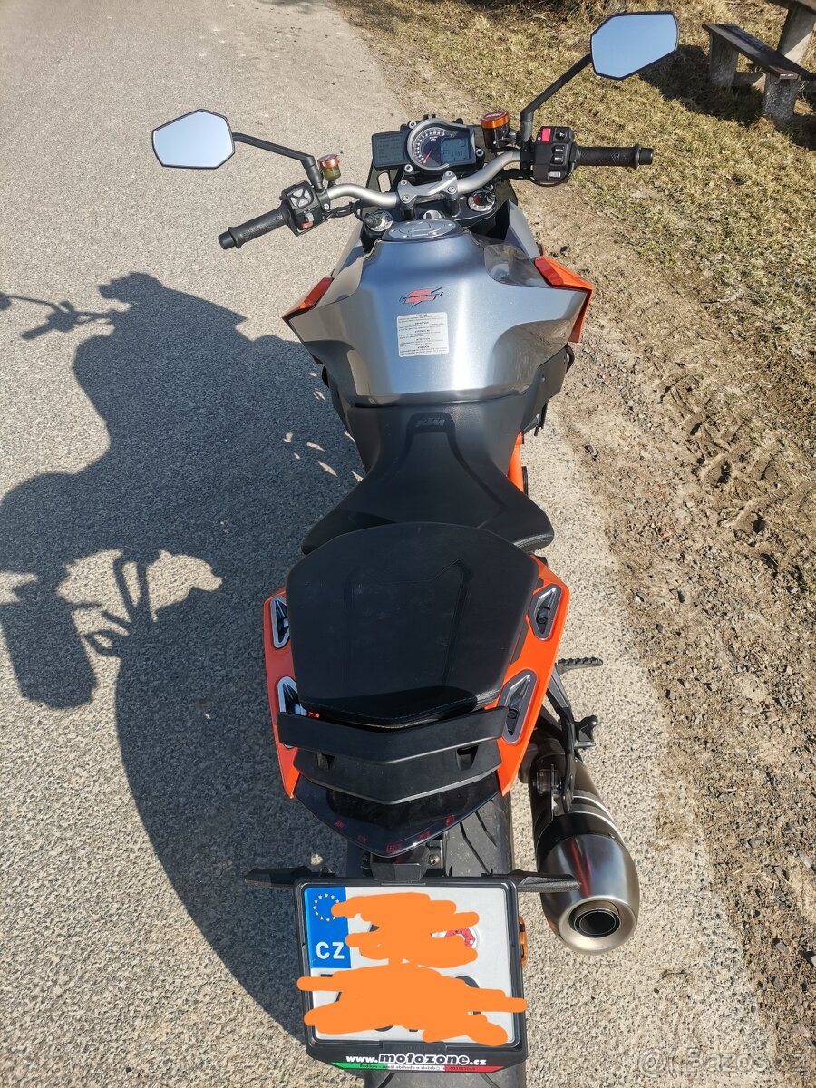 Ktm-1290-super-duke-gt - 2