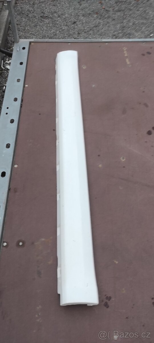 Škoda Yeti 5L lift pravá - 2