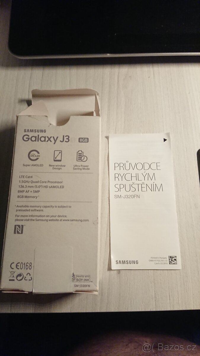 mobilní telefon - 2