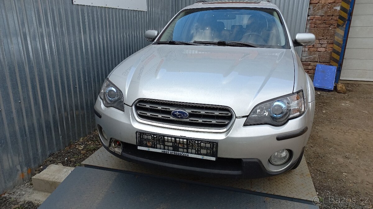 Subaru Outback 2005 3.0 H6 -náhradní díly - 2