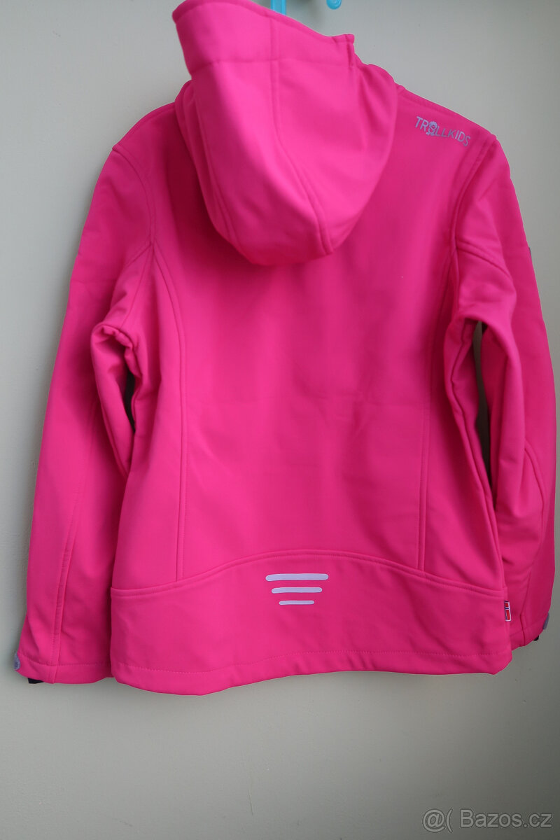Softshellová bunda_TrollKids_vel. 152_NOVÁ - 2