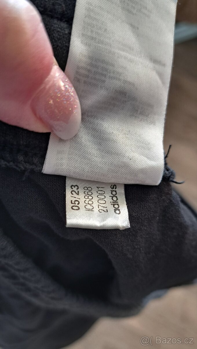 Hezké dámské tepláky Adidas - 2