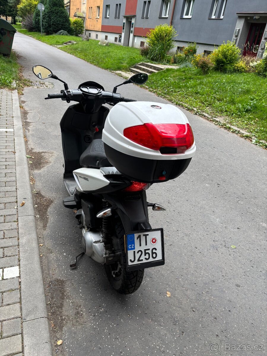 Prodám Piaggio Typhoon 125 - 2