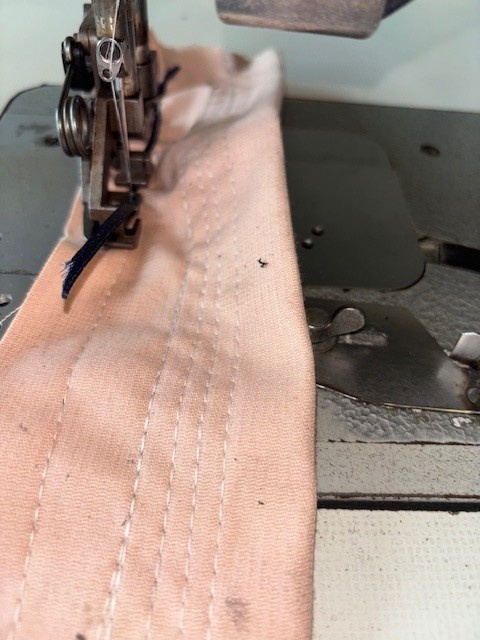 Prodám čalounickou řasičku Durkopp - 2