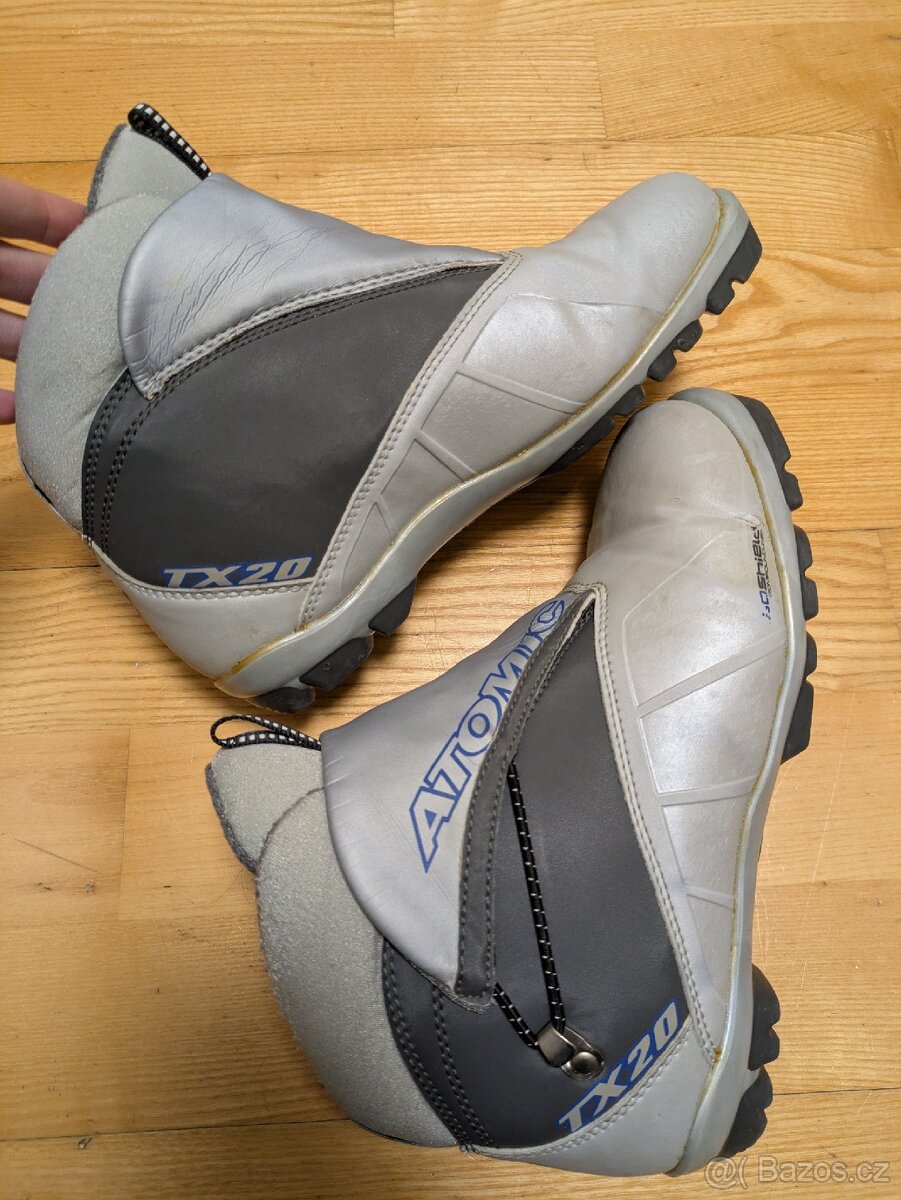 Boty na běžky atomic 38 NNN - 2