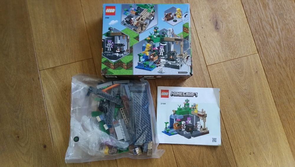 LEGO 21189 - 2
