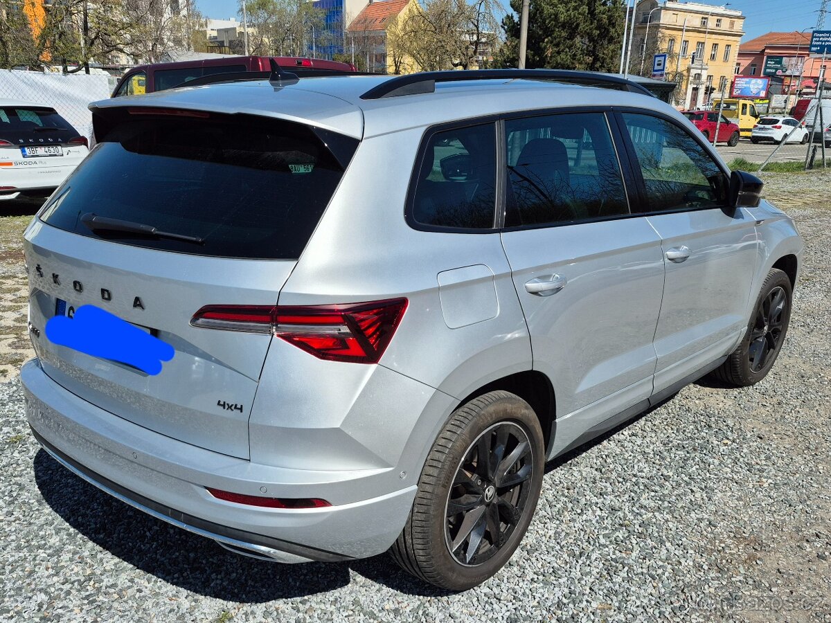 Škoda Karoq 2,0TSI 44 Sportline 2023 , ČR, 35000km,kůže - 2