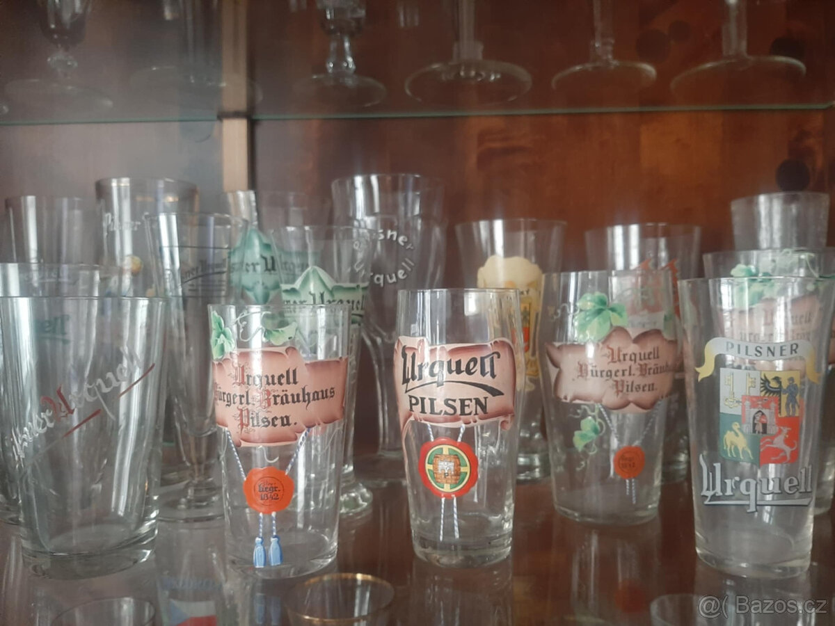 Pivní sklo sklenice půllitry tretinky cedule lahve 01 - 2