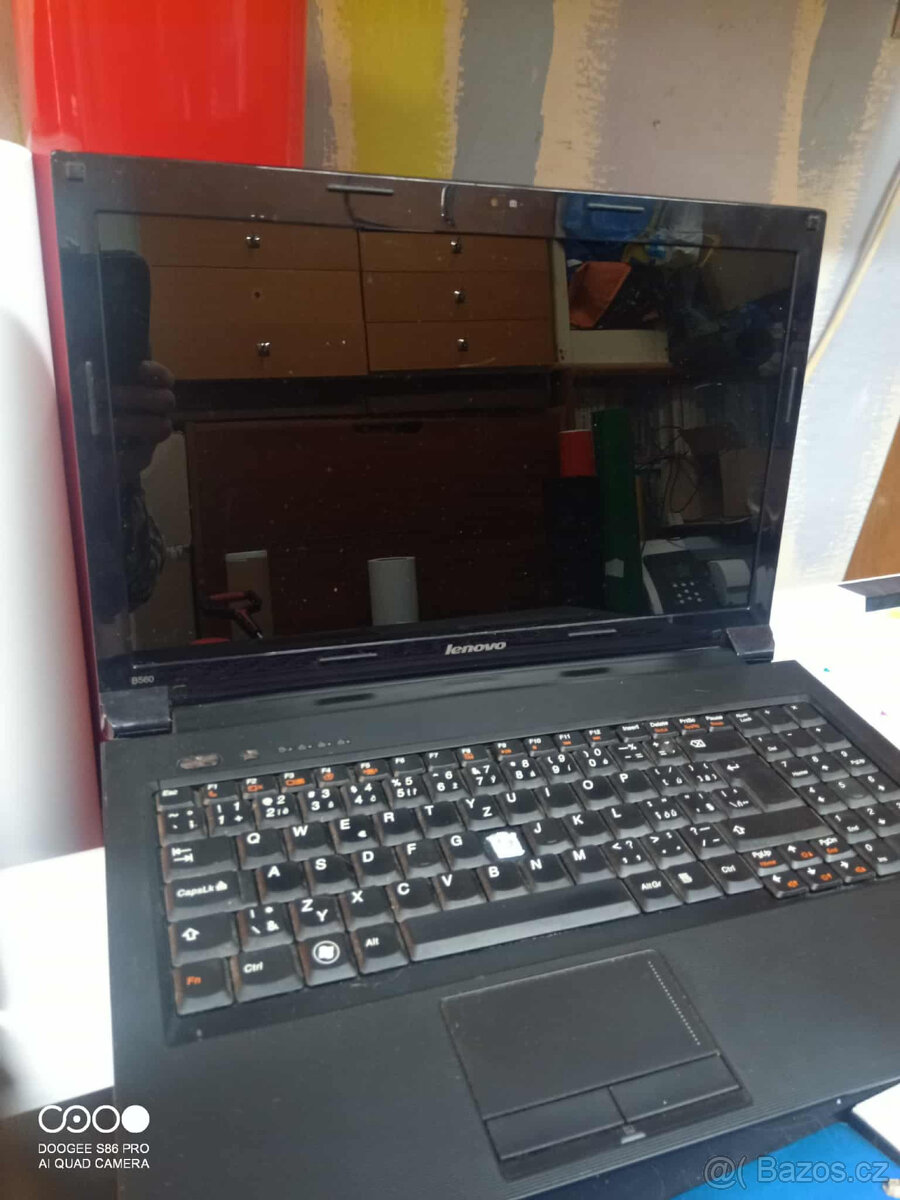 Notebooky 4x poškozené, neúplné, dohodou - 2