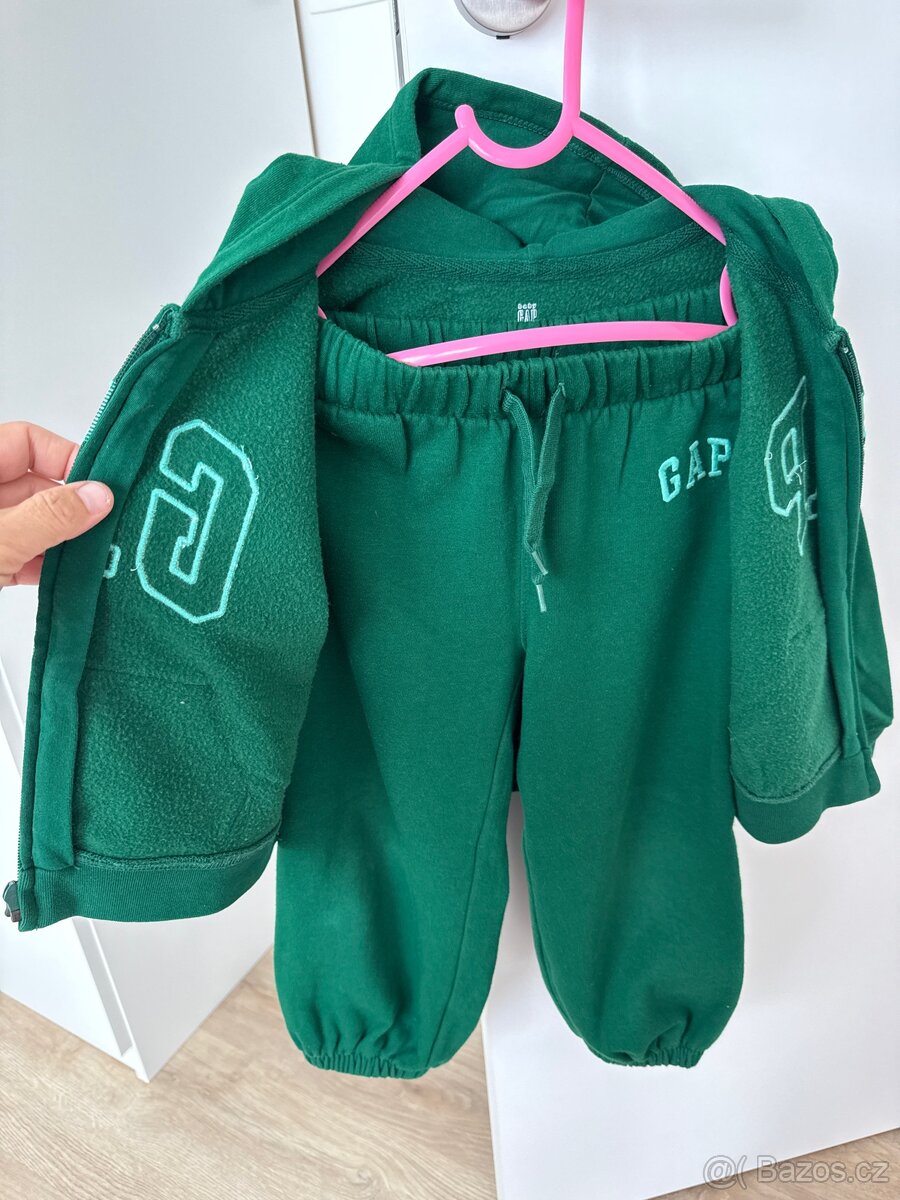 Tepláková souprava GAP - 2