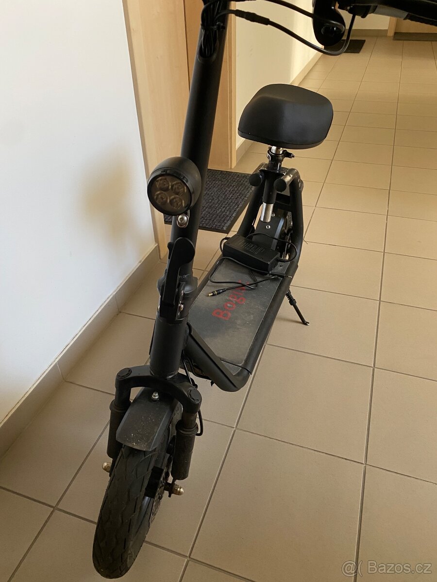 Elektrická koloběžka Bogist M5 Pro - k opravě/na díly - 2