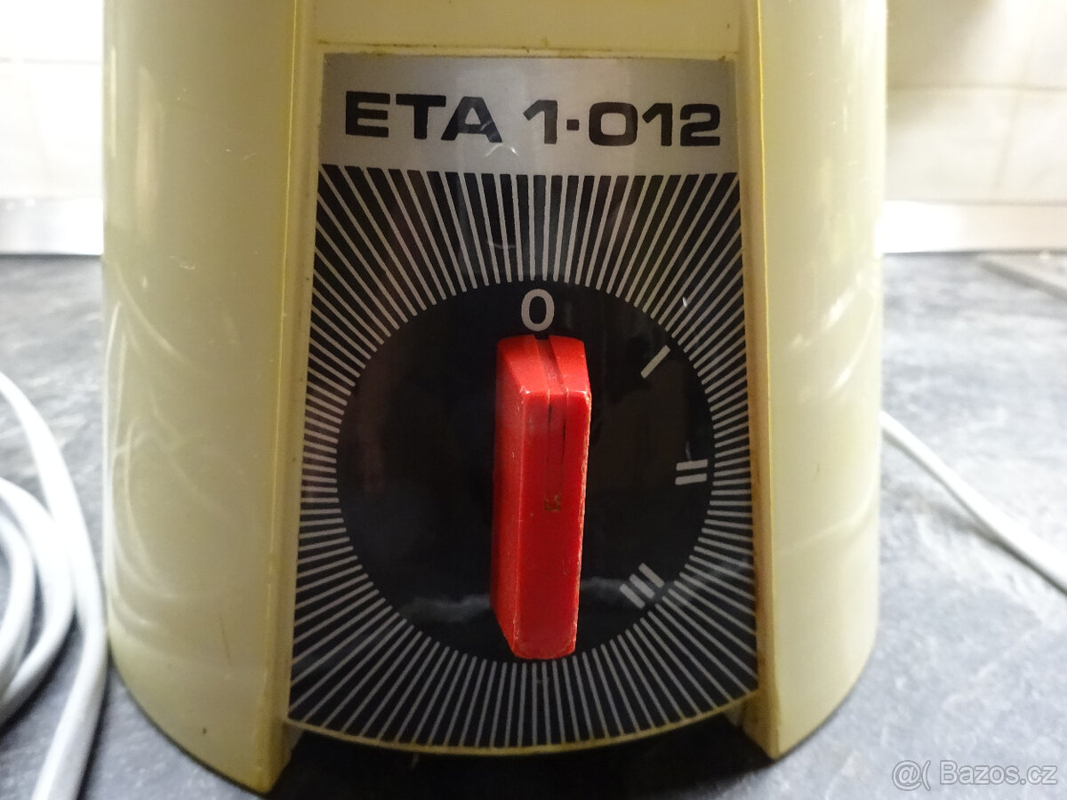 RETRO robot Elektro praga Hlinsko - 2