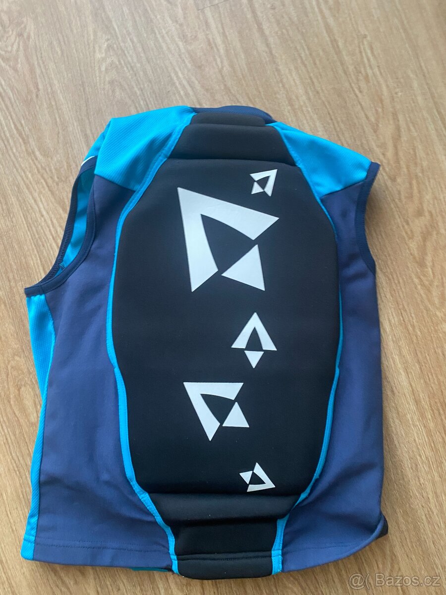 Paterak, Chránič páteře - 2