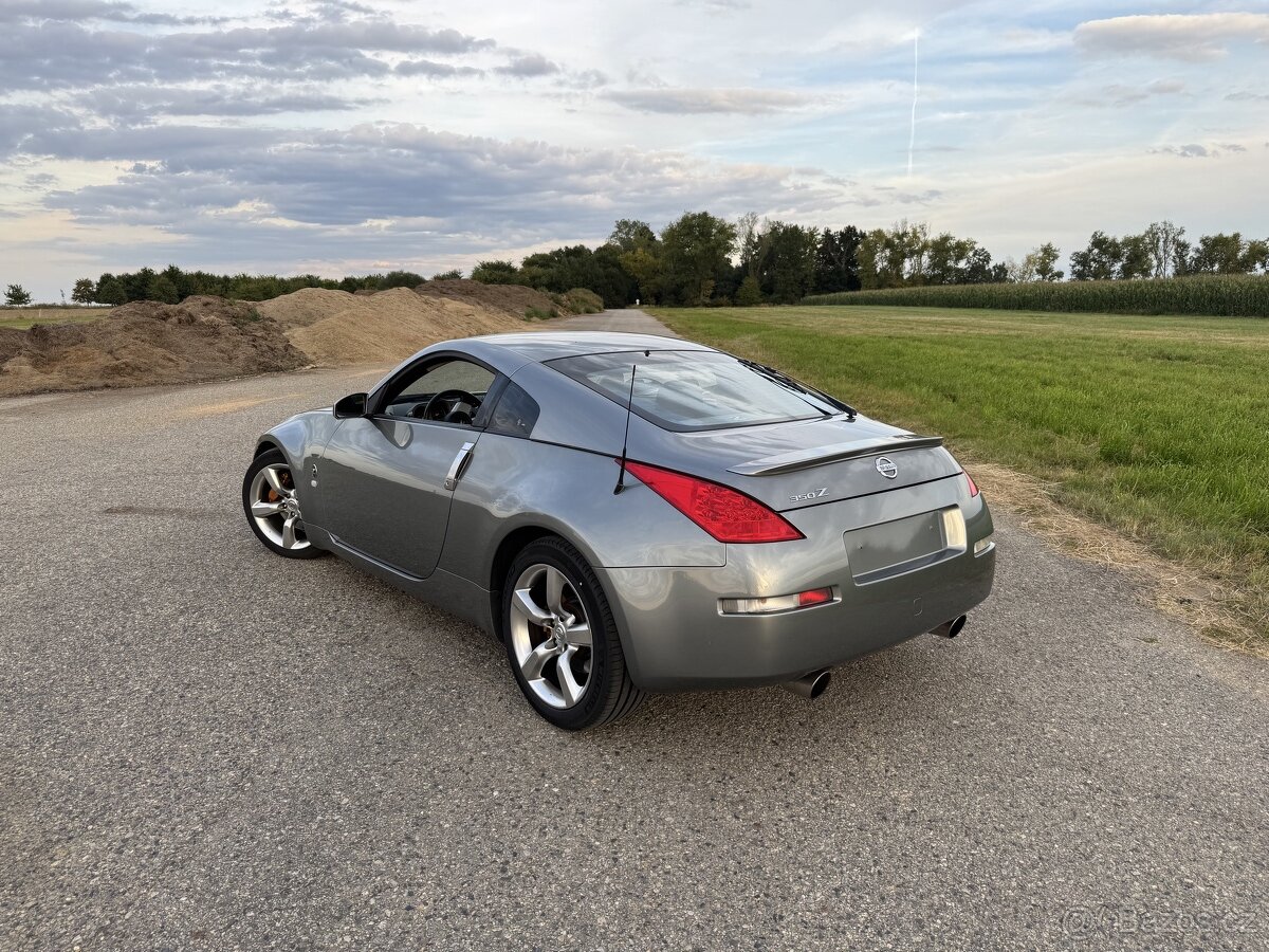 Nissan 350Z Coupe - EU verze, manual, nehavarované - 2