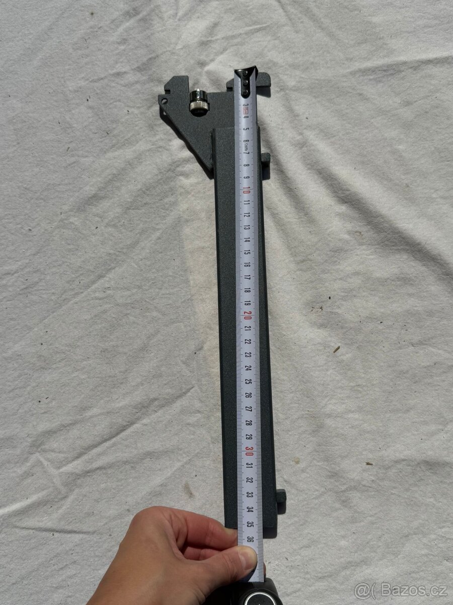 Regálový výložník - 2