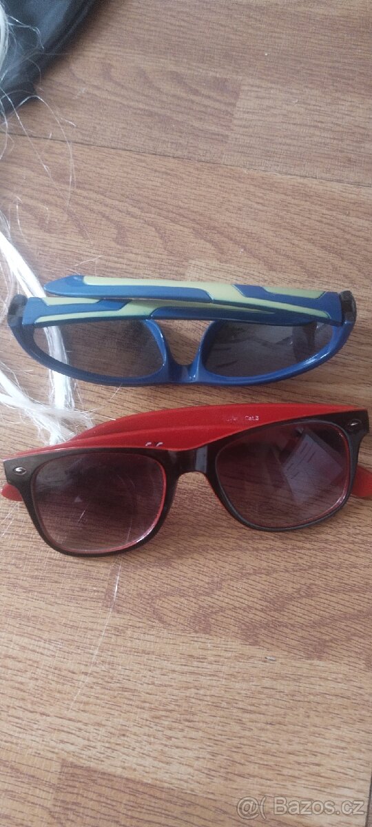 2 x Klobouk čarodějnice s vlasy+ 2x sl.brýle zdarma. - 2