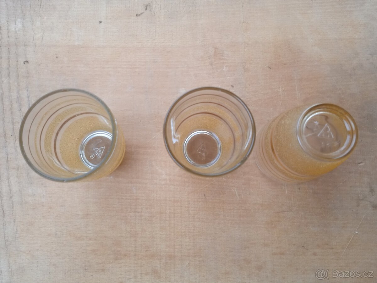 Pohárky z roku r. 1967 - 2