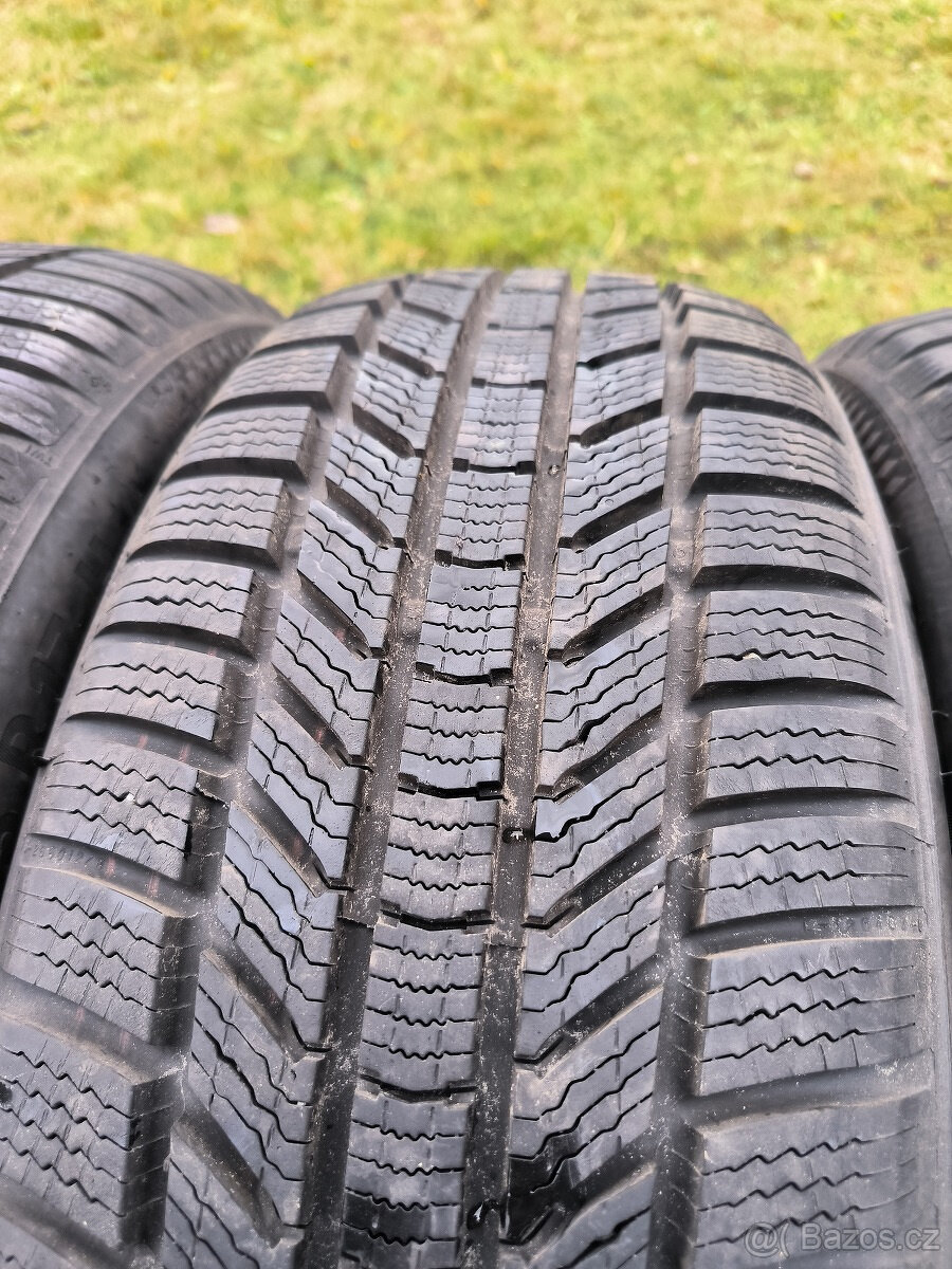 4 zimní pneu 205/55/17 CONTINENTAL - 2