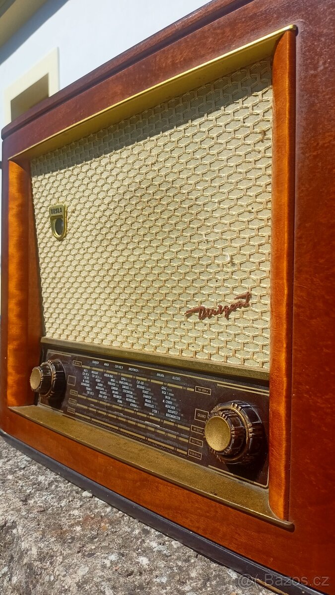 Tesla Dirigent, retro rádio - 2