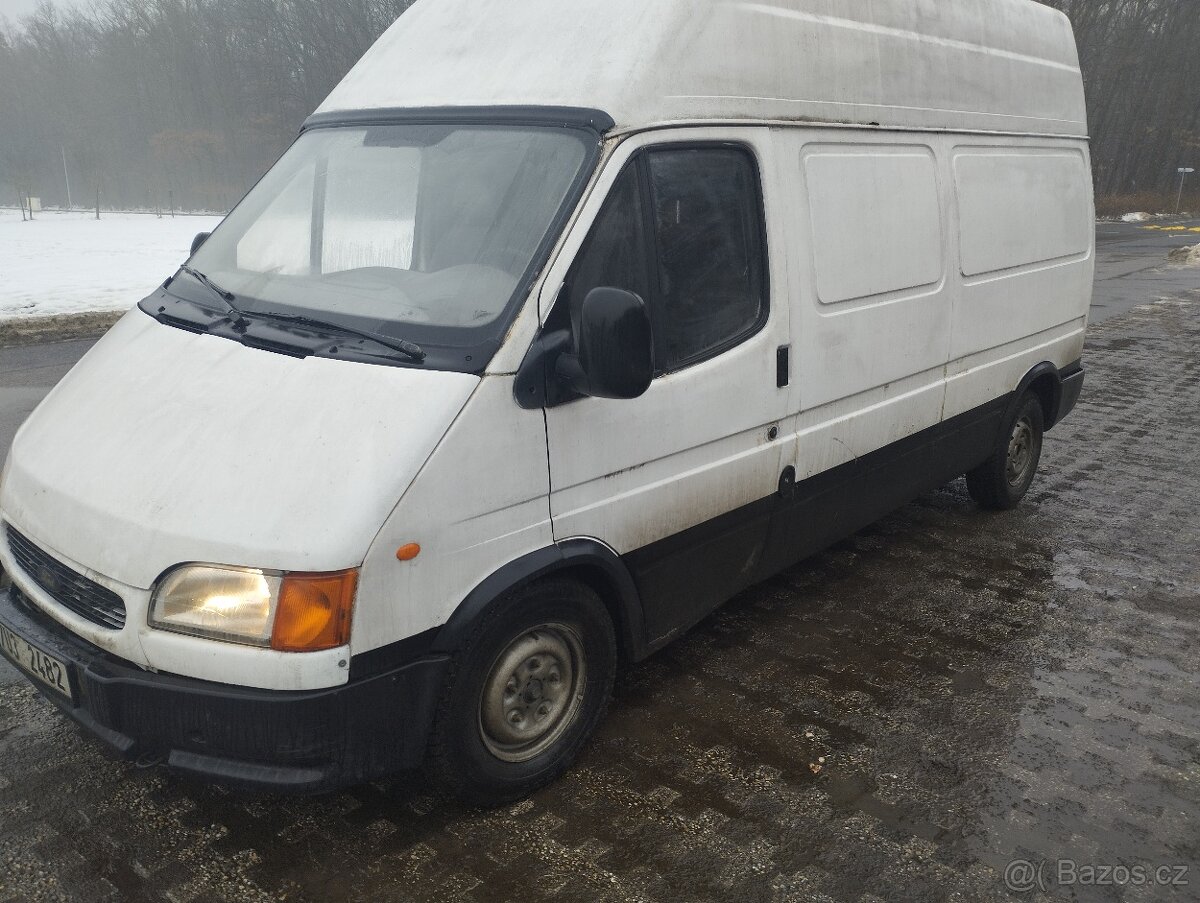 Ford Transit 2,5 diesel maxi - 2