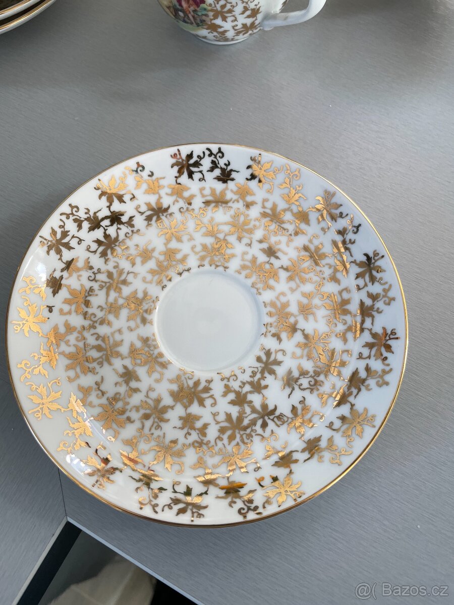 Zlacena sada hrnečků - 2