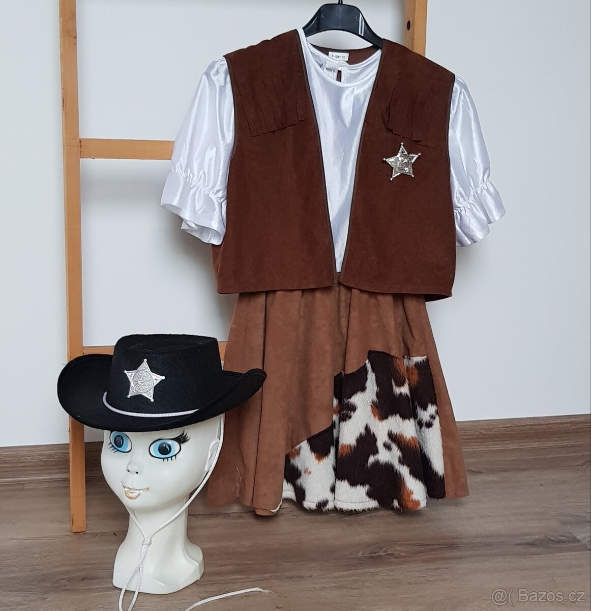 Šerifka Kunterbunt. Vel.140. - 2