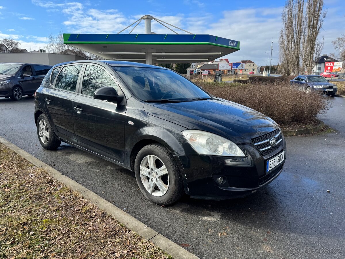Kia ceed 1.6 crdi 66kw - 2