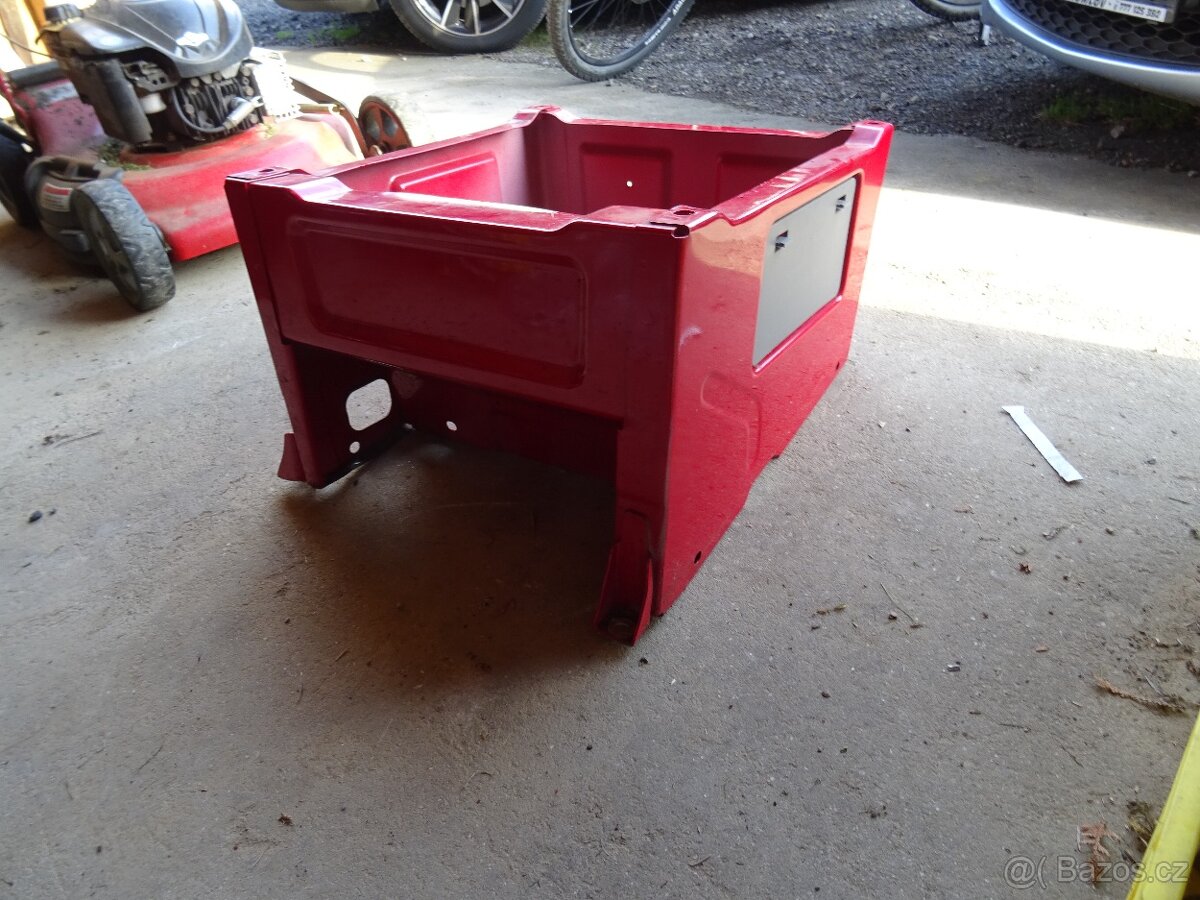 Sedadlo a podstavec pravá strana Sprinter 906-Crafter-06-17 - 2