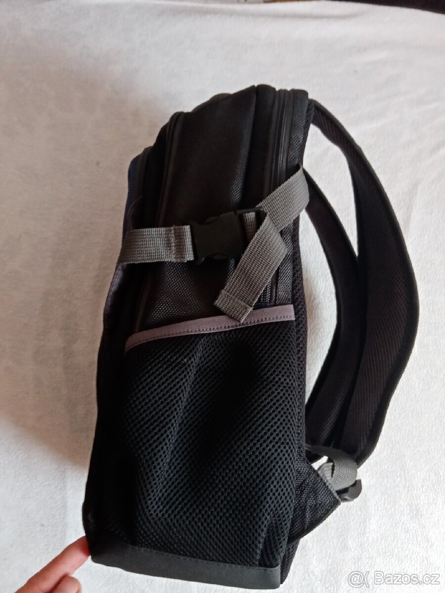 Batoh HP Premier 3 na notebook do 15,6" - 2