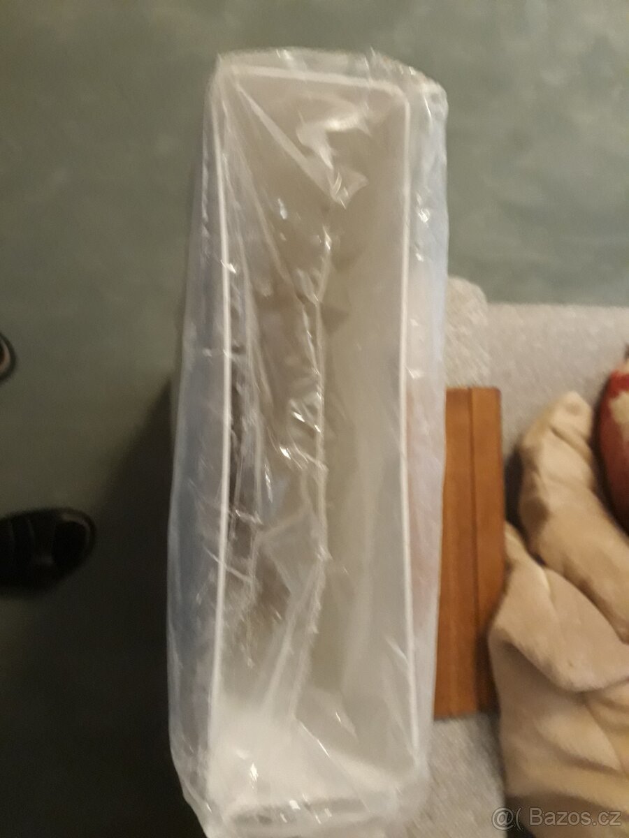 Prodám plastové obdélníkové potrubí - 2