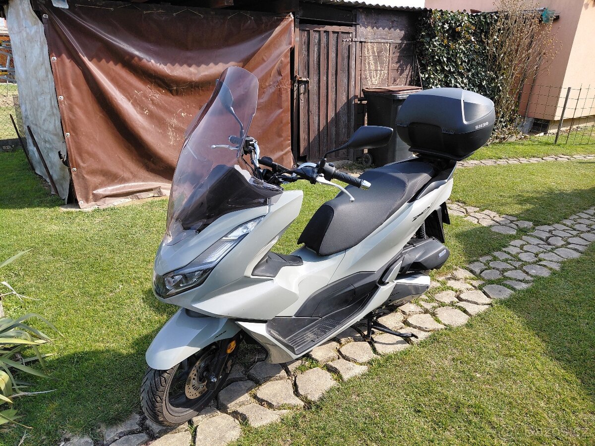 Honda PCX - 1482 km - 2