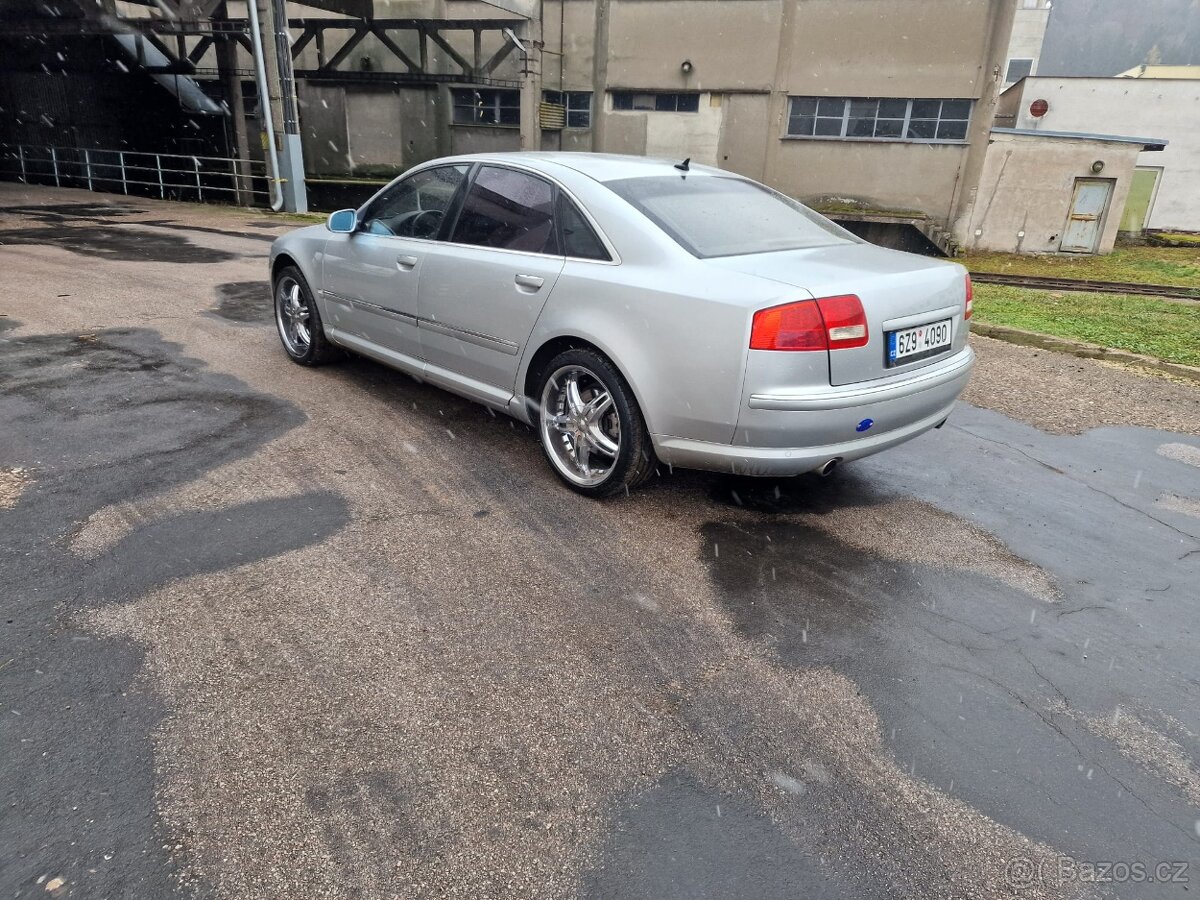 Audi a8 4.2i max vybava - 2