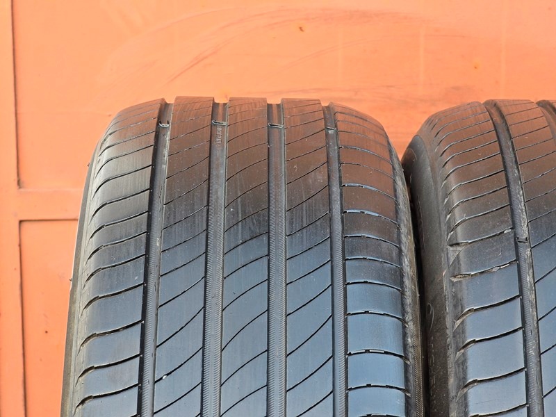 Letní Michelin 215/55/17 - 2