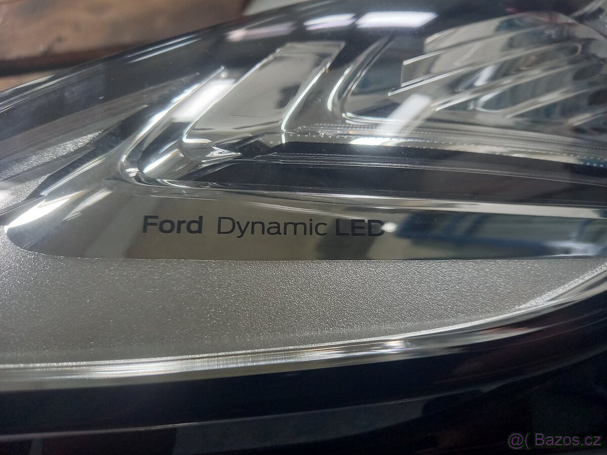 Světlo ford mondeo - 2