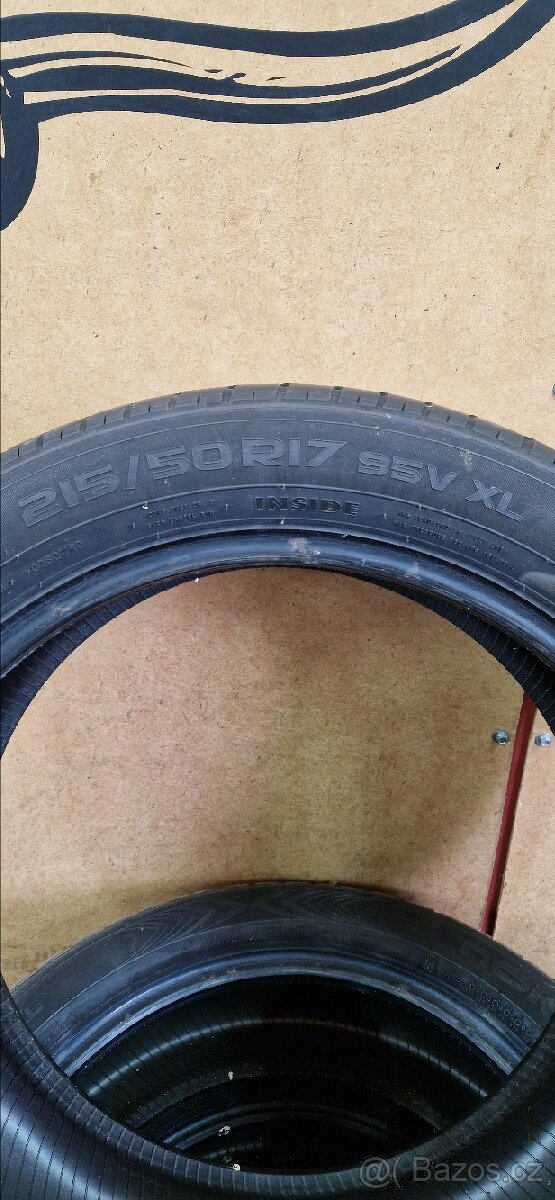 Nokian 215/50 R17 - 2