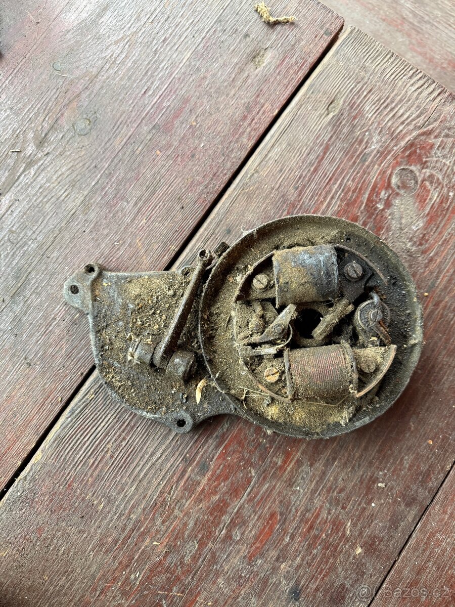 Jawa 100 Robot - zapalování - 2