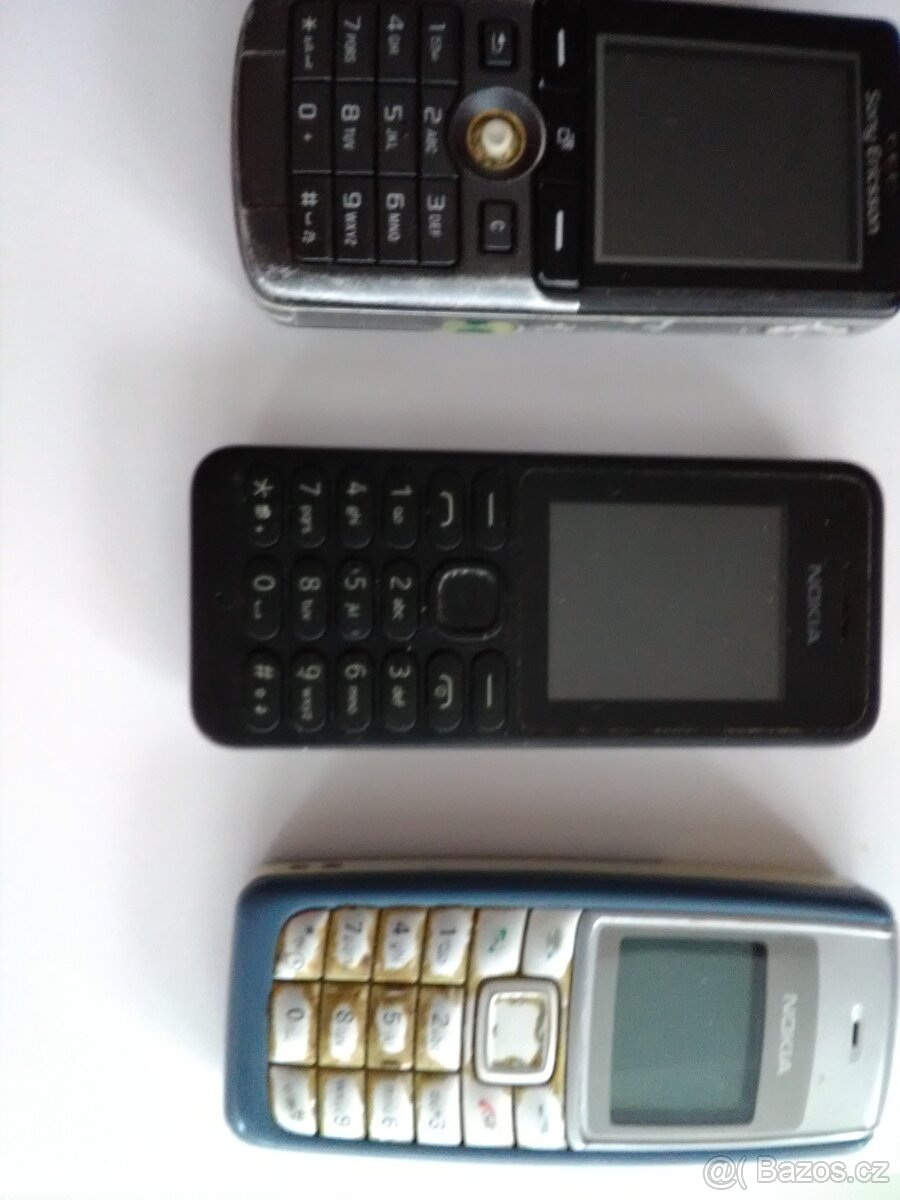Prodám staré mob. telefony - 2