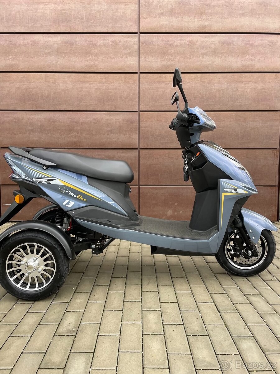 Elektroskútr MoBee I3 - 2