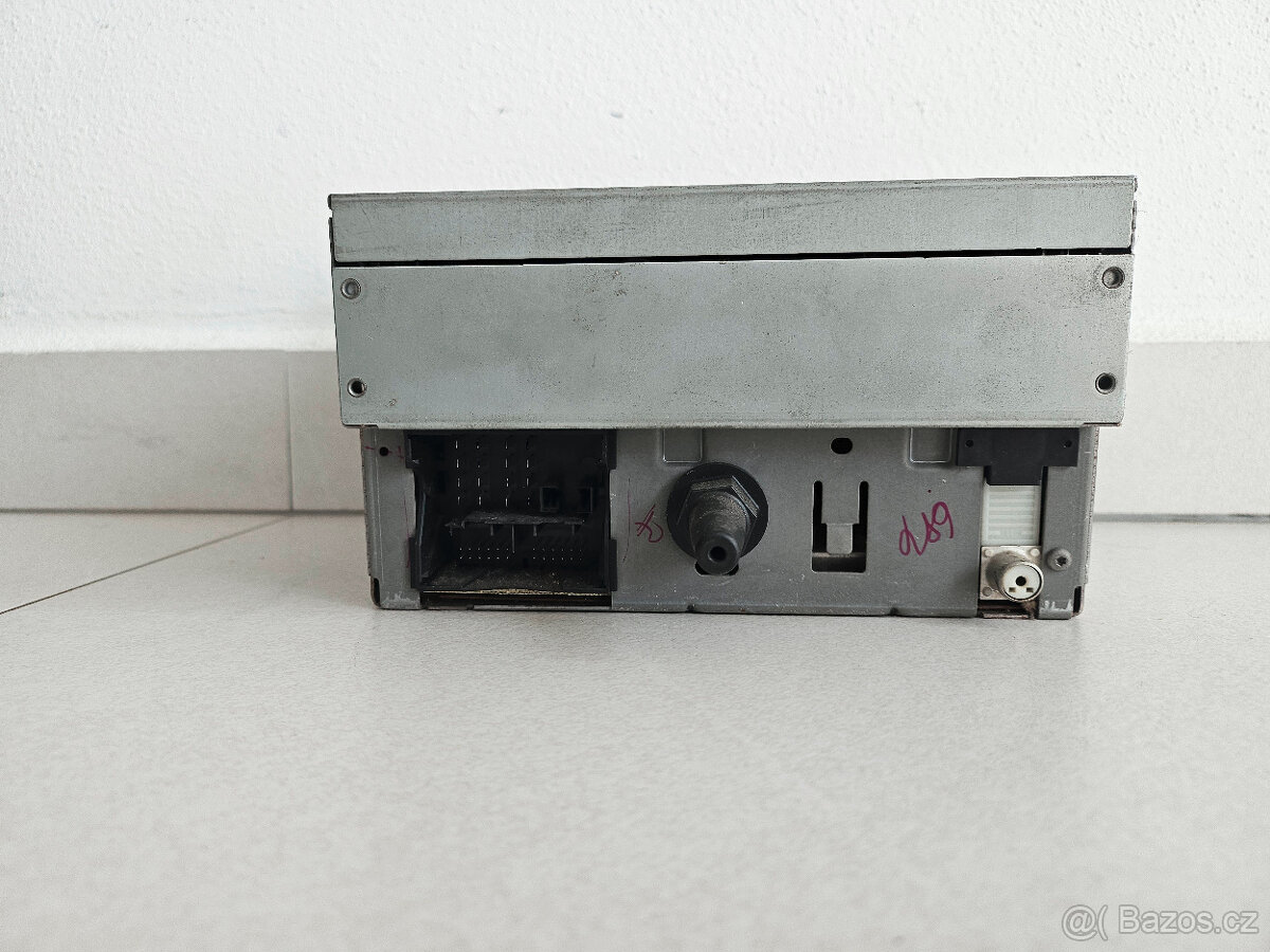 DEFEKT - FORD SONY 6 CD MP3 - FOCUS MONDEO GALAXY SMAX - 2