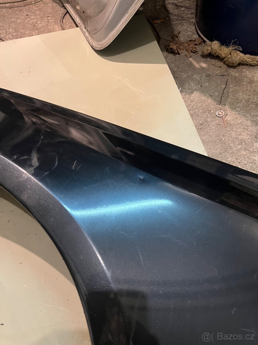 Levý blatník Subaru Legacy BP - 2