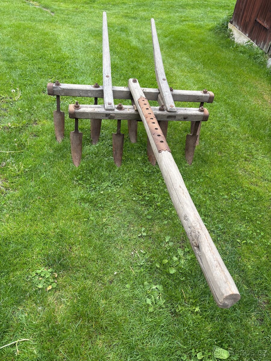 Historický kultivátor - 2