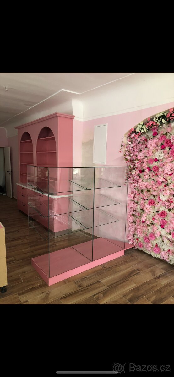 Vybavení cukrárny - 2