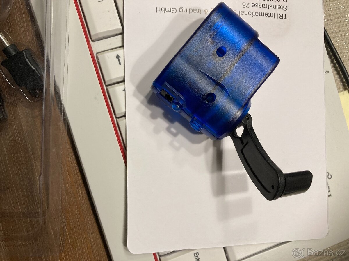 rucni nabíječka na staré mobily - 2