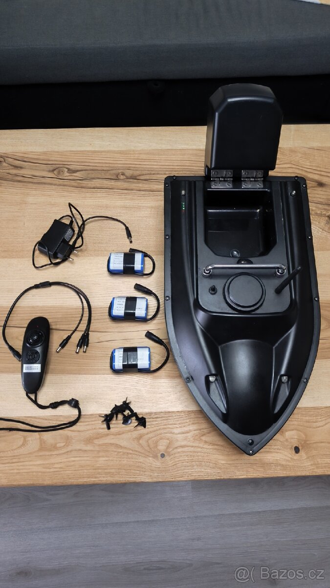 Zavážecí lodička bez GPS - 2