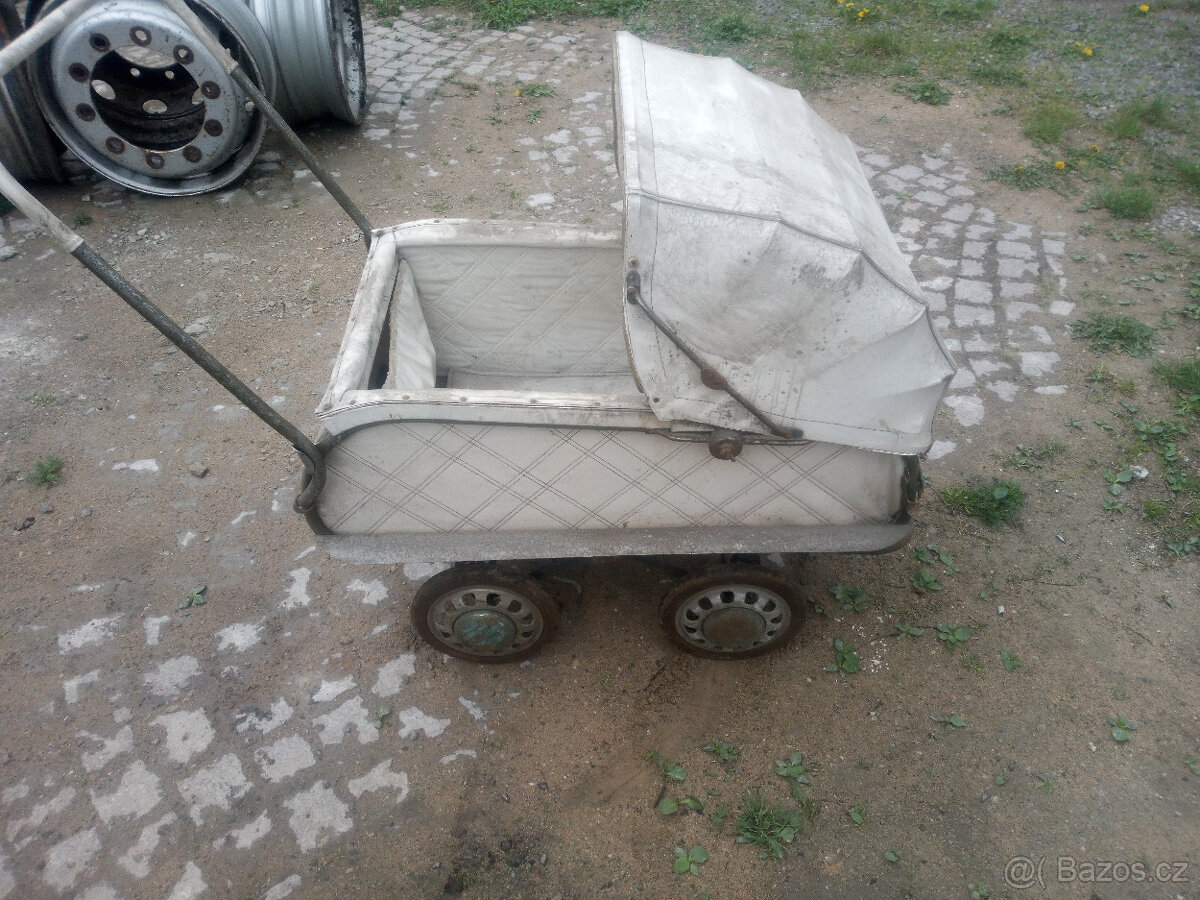 dětský kočárek - 2