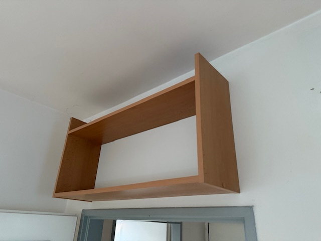 Polička na knihy - 2