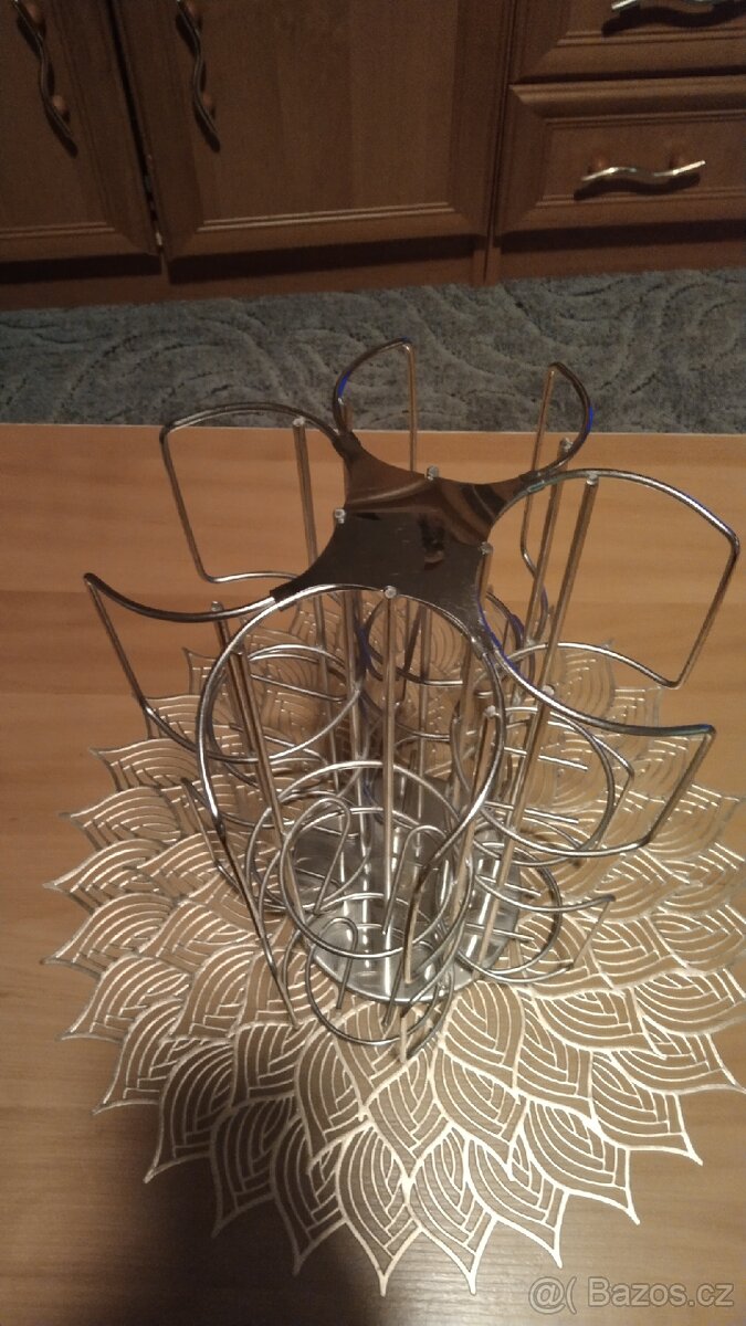 Stojan na kávové kapsle - 2