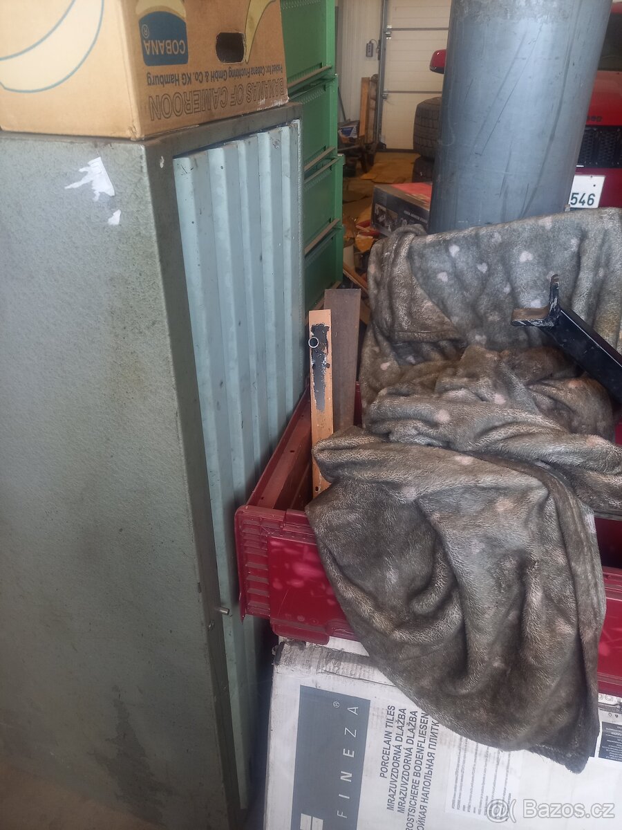 Skříňka do dílny - 2